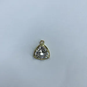 Ciondolo in zircone triangolare placcato oro accessorio per gioielli DIY artigianato.