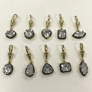 Ciondolo in Rame Placcato Oro con Zirconia Geometrica Cuore Goccia d'Acqua Accessori per Creazione Gioielli DIY per Collana da Donna