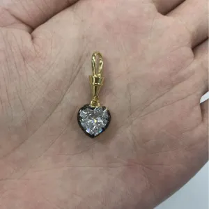 Elegante ciondolo a forma di cuore accessorio di gioielleria placcato in rame per collana DIY