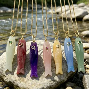 Collana con ciondolo a forma di pesce in pietra naturale serie oceano bel regalo
