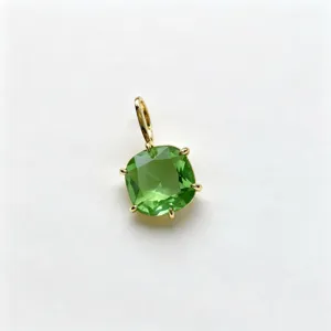 Exquisite 18k gold plated cushion cut green cubic zirconia pendant diy jewelry accessory.