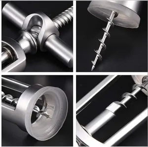 Detailansicht des Edelstahl Korkenziehers mit Spiralschraube und robustem Metallrahmen.