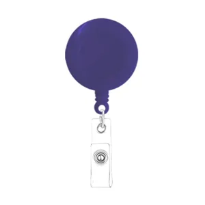 Λεπτομερής κοντινή λήψη μονόχρωμης μωβ αναδιπλούμενης θήκης σήματος με διαφανές λουράκι και κλιπ.