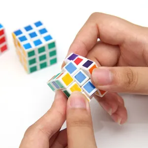 Mini 3D Geometric Puzzle Cube Portable Educational Decompression Toy Multicolor Plastic Rubik's Cube For Kids Adults