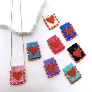 Vintage Handgefertigt Gewebt Sacred Heart Quadrat Anhänger Schmuck Zubehör Damen Kupfer Herz Kreuz Bestickt Halskette Anhänger