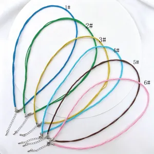 Kleurrijke DIY halsketting koorden met metalen verlengkettingen voor sieraden en hangers.