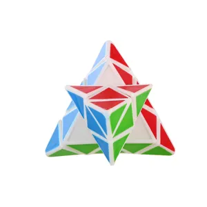 Pyraminx Kristall Zauberwürfel Puzzle Spielzeug, mehrschichtiges geometrisches Denkspiel.
