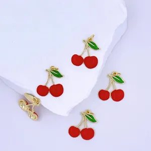 Simpatici ciondoli a ciliegia 3D in metallo charms fai da te collana bracciale accessori per gioielli.