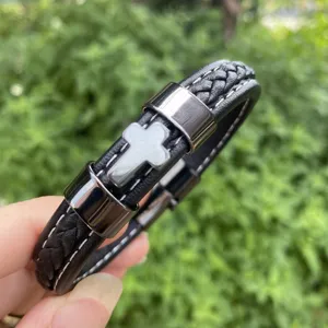Edelstahl Kreuz geflochtenes Lederarmband mit Magnetverschluss fuer Herren Mode Alltag