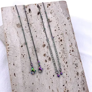 Cadena de cuentas metálica arcoíris joyería DIY accesorios collar componentes vista detallada.