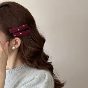 Koreaanse rode stippen haarspeld, elegante wolvilte zijklem, stijlvolle haaraccessoire