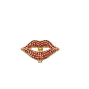 Exquisite gold-plated red rhinestone lip brooch fashion scarf buckle metal jewelry accessory main