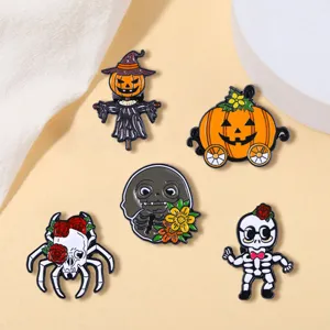 Broche en Alliage de Dessin Animé d'Halloween Badge de Revers Créatif Citrouille Fantôme Crâne Épouvantail pour Accessoires
