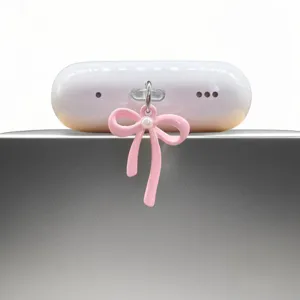 Rosa Emaille Schleife Staubschutz Detail, Perlen Anhänger Ladeanschluss Schutz für Handy.