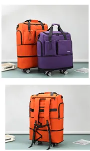 Vista detallada de grandes bolsas de viaje plegables con ruedas universales y correas de mochila.