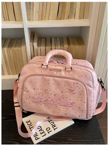 Pink star print travel duffel bag large capacity waterproof weekend overnight luggage bag for women.