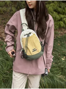 Leichte Outdoor Brusttasche fuer Damen laessiger Wander Umhaengebeutel vielseitiger Alltag