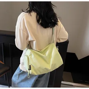 Lightweight casual large capacity travel gym yoga bag portable crossbody luggage bag for women