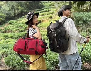 Großes multifunktionales Reise-Duffel-Rucksack-Set perfekt für Outdoor-Kurztrips.