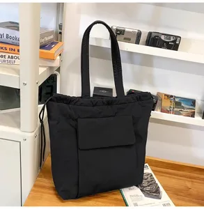 Zwarte effen shopper met trekkoord casual schoudertas voor dagelijks gebruik en fitness