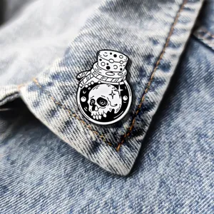 Gothic Skull Potion Bottle Enamel Pin Punk Halloween Brooch Badge for Clothes Decoration