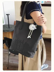 Casual grey canvas tote bag for women, large capacity minimalist shoulder bag daily use.