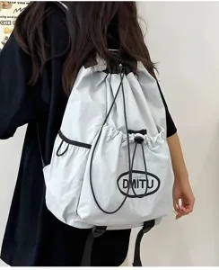 Sac a dos cordon de serrage leger pour sport en plein air, voyage et ecole style decontracte.