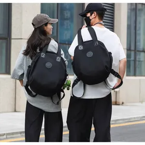 Grand sac à dos rond léger et de grande capacité pour voyages, sac d'école stylé.