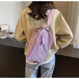 Borsa a tracolla casual in nylon viola da donna, zainetto multifunzione elegante.