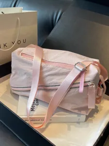 Borsa tracolla nylon rosa, borsa casual semplice, elegante borsetta giornaliera con tracolla regolabile.