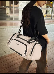 Grand sac de voyage de sport pour femme et homme, sac de fitness imperméable avec bandoulière.