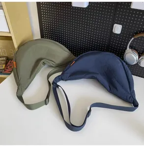 Large capacity nylon crescent crossbody bag casual solid color shoulder bag for daily use