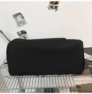 Grand sac de sport homme étanche de voyage avec séparation humide et sèche pour entraînement.