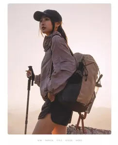 Professioneller leichter wasserdichter Nylon-Wanderrucksack für Outdoor-Reisen und Touren.