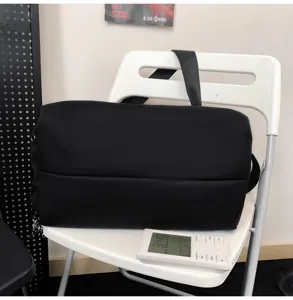 Schwarze lässige große Reisetasche Sport Fitness Yogatasche leichtes Design für Damen