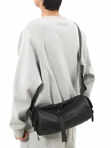 Wasserdichte zylindrische Sport-Reisetasche für Damen und Herren, große Outdoor Umhängetasche.