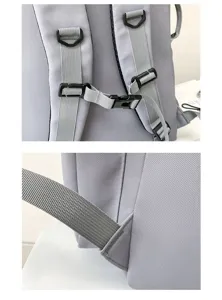 Grauer Rucksack Detailansicht mit verstellbaren Schultergurt und robusten Schnallen für Outdoor.
