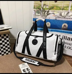 Grote waterdichte reissporttas duffel bag met schoenenvak voor fitness training en reizen