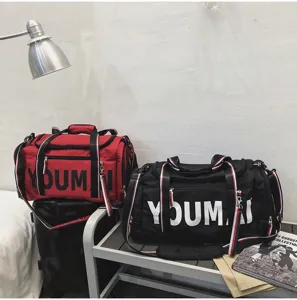 Lightweight travel large capacity duffel bag with dry wet separation for gym and short trips