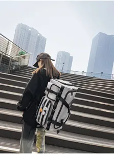 Grand sac à dos de sport fitness et grand sac de voyage multifonctionnel vue détail