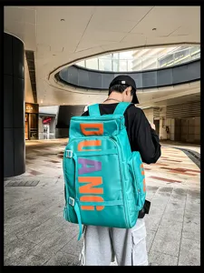 Großer lässiger Reiserucksack für Damen und Herren, ideal für Sport, Fitness und Kurztrips.