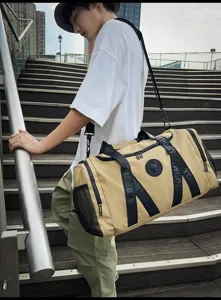 Grote reistas duffel bag voor heren en dames, waterdichte sporttas met nat vak.