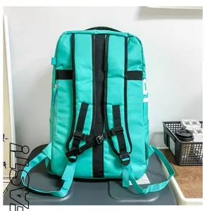 Grand sac à dos utilitaire pour hommes et femmes, cartable de voyage et de randonnée.