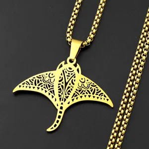 Collar con colgante de raya manta de acero inoxidable joyeria totem oceano hawaiano