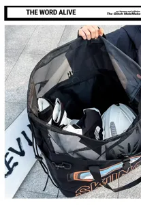 Detailansicht der großen Skiausrüstung Fitness Reisetasche mit Netzoberseite innen Ausrüstung