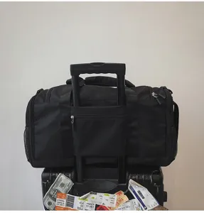 Travel duffel bag large capacity weekend overnight bag for men and women business trip luggage.