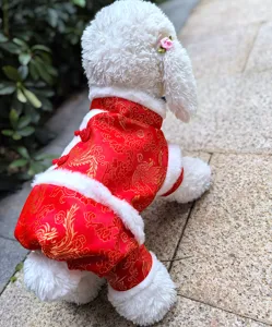 Chinese stijl huisdier winter Tang pak voor honden en katten, warme rode katoenen kleding.