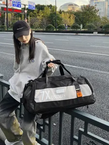 Grosse Kapazitaet wasserdichte Reise Reisetasche Sporttasche fuer Damen und Herren