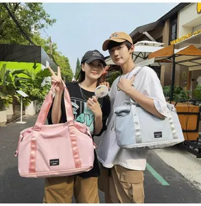 Large capacity travel duffel bag lightweight waterproof gym sports luggage bag for women and men