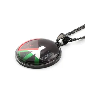 Collier pendentif cabochon en verre drapeau Palestine avec chaîne et cadre en métal noir